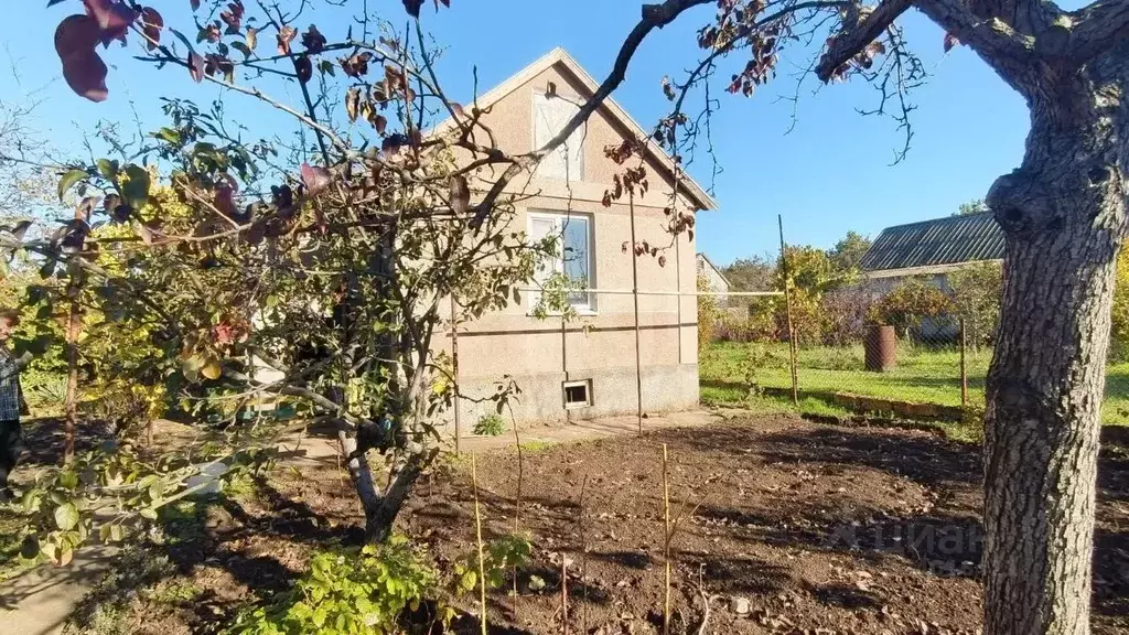 Дом в Крым, Сакский район, Ореховское с/пос, Труд СПК ул. 7-я ... - Фото 1