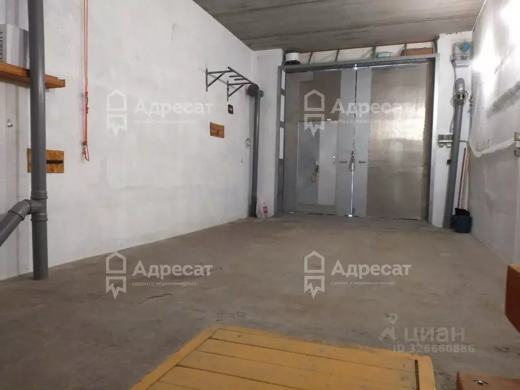 Гараж в Волгоградская область, Волгоград Новосибирская ул. (90 м) - Фото 1