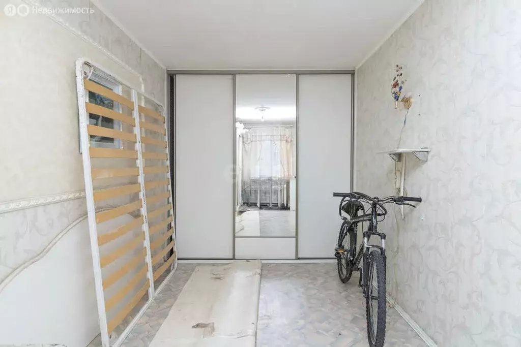 3-комнатная квартира: Тюмень, Фабричная улица, 17 (56 м) - Фото 2