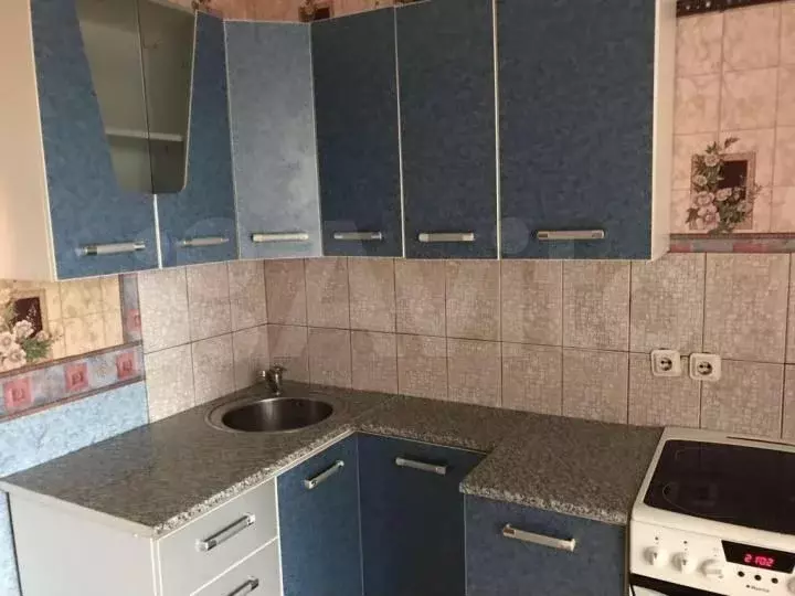 1-к. квартира, 37 м, 4/10 эт. - Фото 1