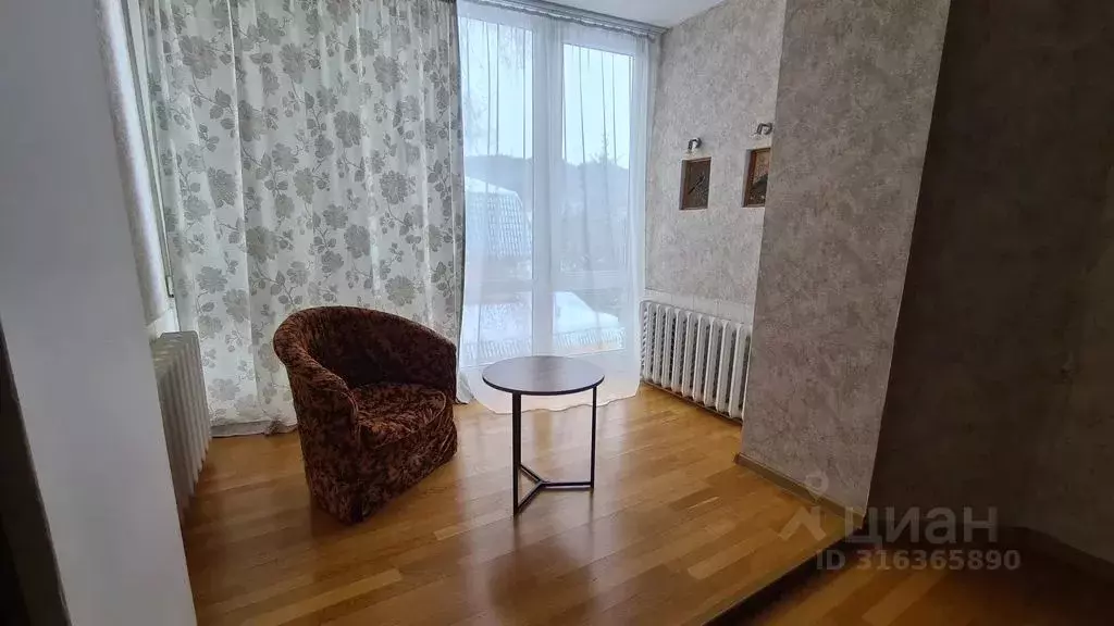 2-к кв. Алтайский край, Белокуриха ул. Братьев Ждановых, 1 (54.0 м) - Фото 0