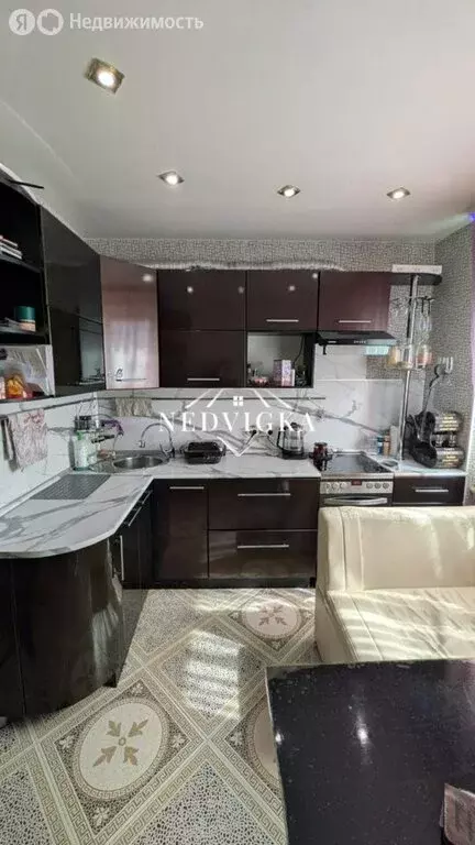 Квартира-студия: Мирный, Советская улица, 18А (48.3 м) - Фото 1