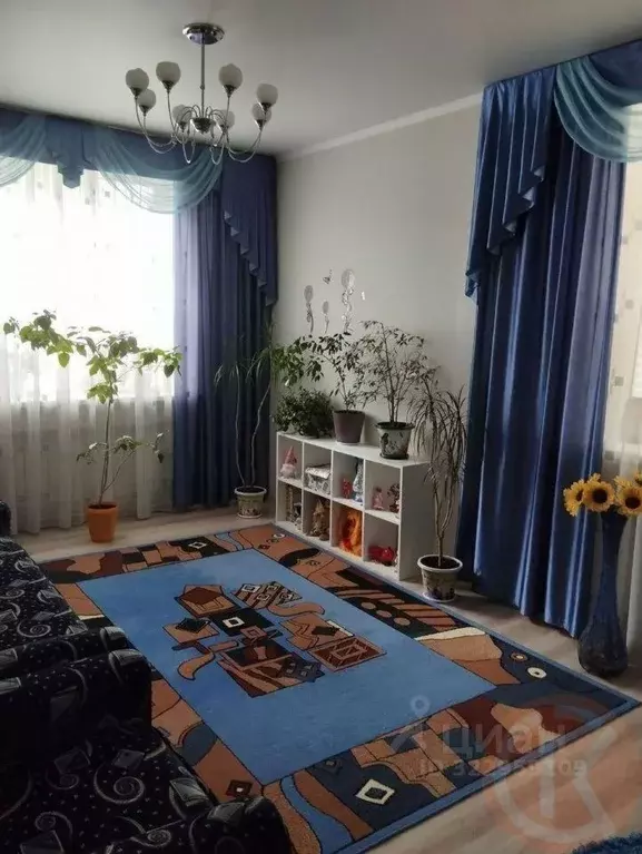 3-к кв. Крым, Красногвардейский район, Октябрьское пгт ул. Кондрашина, ... - Фото 1