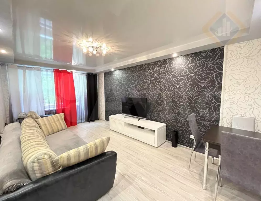 3-к. квартира, 55,7 м, 4/5 эт. - Фото 0