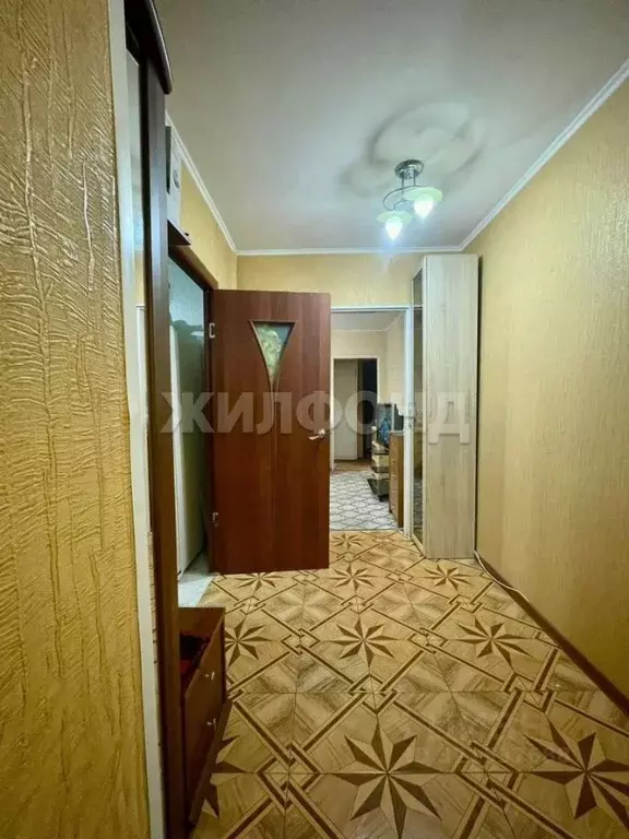 3-к кв. Ханты-Мансийский АО, Когалым Ленинградская ул., 33 (62.0 м) - Фото 1