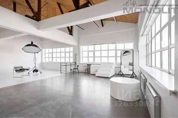 Помещение свободного назначения в Свердловская область, Екатеринбург ... - Фото 1