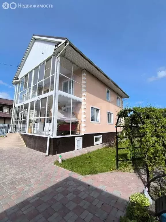 Дом в Новосибирск, улица Твардовского (211.5 м) - Фото 1