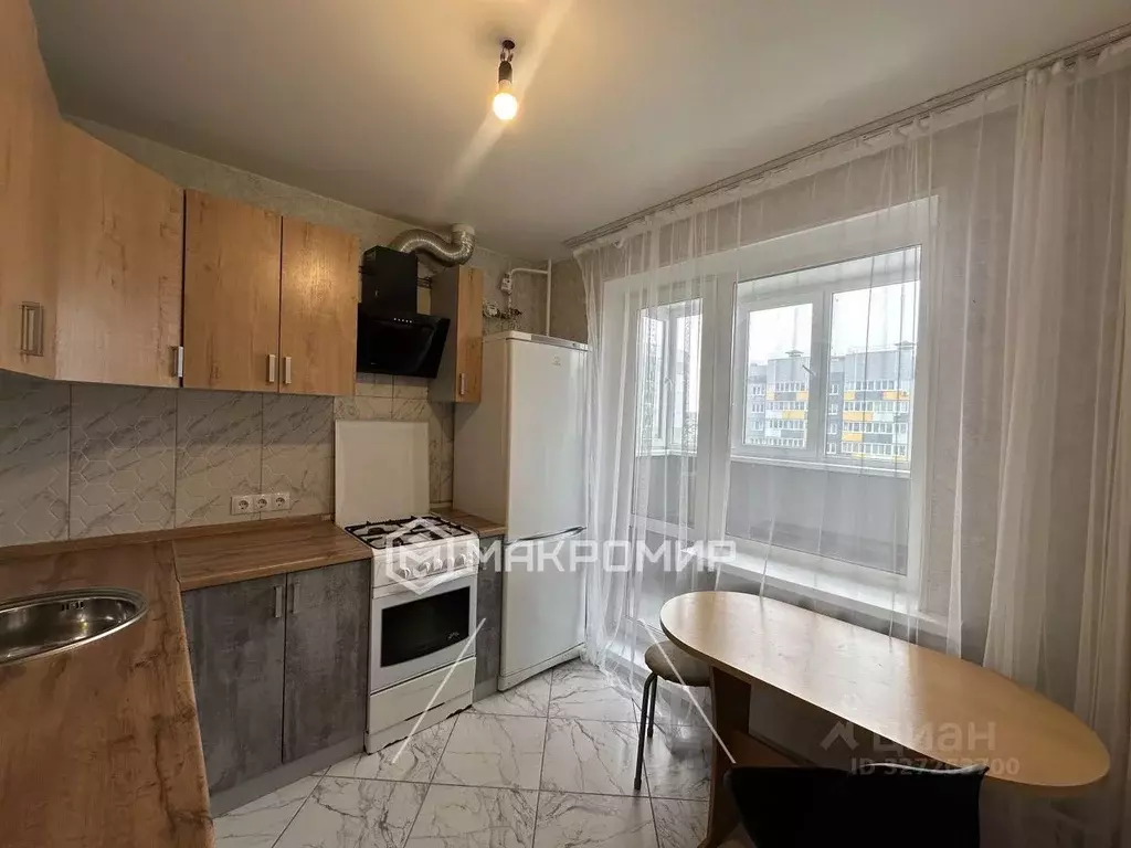 1-к кв. Брянская область, Брянск ул. А.К. Толстого, 4 (34.2 м) - Фото 2