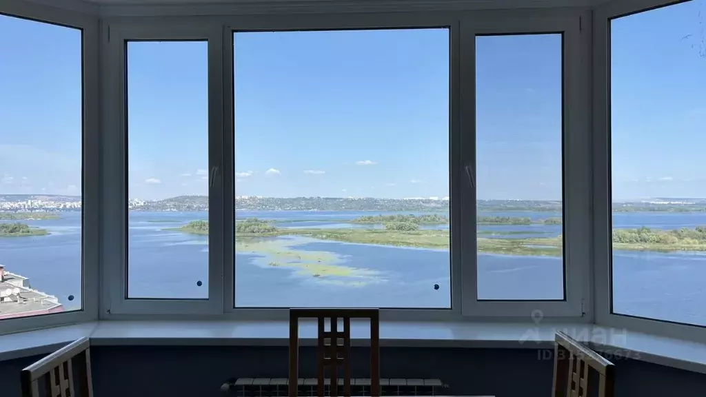 3-к кв. Саратовская область, Энгельс Дубовская ул., 5к2 (88.6 м) - Фото 0