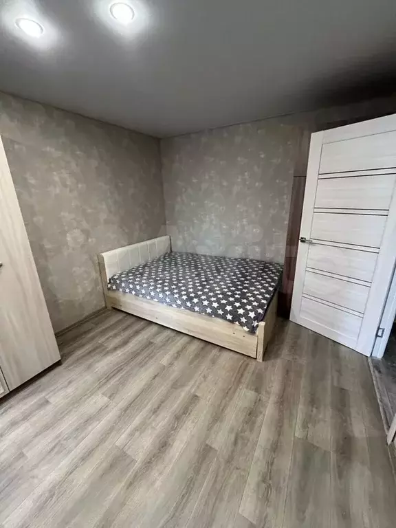 1-к. квартира, 31 м, 5/5 эт. - Фото 1