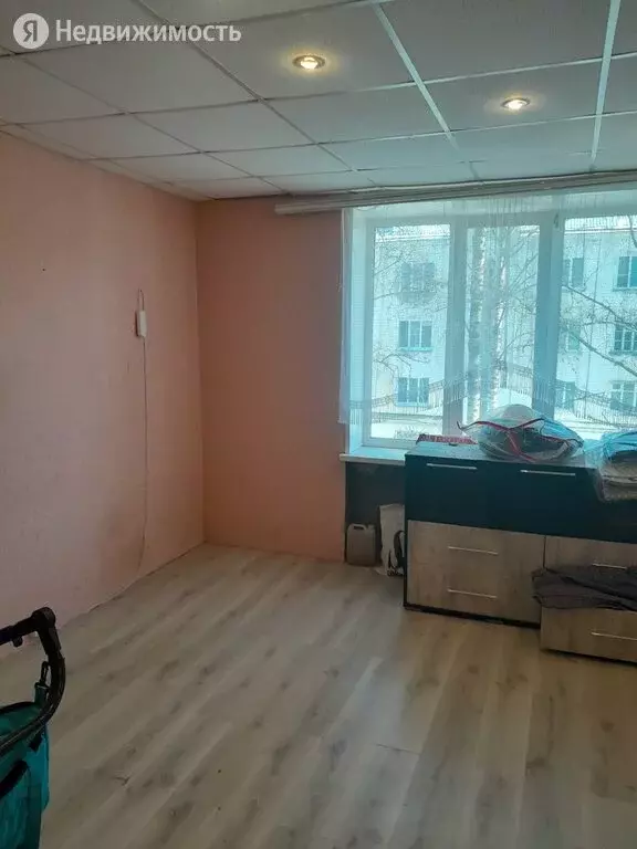 1к в 4-комнатной квартире (17 м) - Фото 0