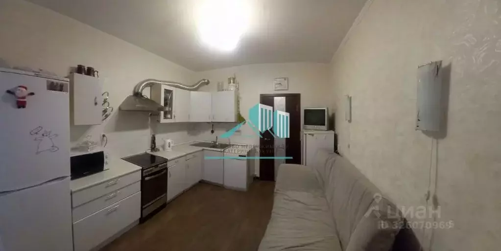 2-к кв. Калужская область, Калуга ул. Фомушина, 6 (60.0 м) - Фото 2