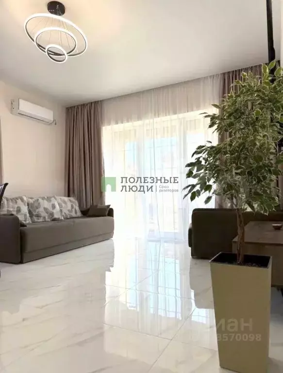 Дом в Крым, Евпатория ул. Энвера Османова, 1 (109 м) - Фото 1