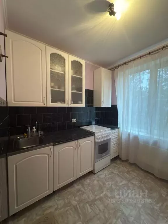 2-к кв. Самарская область, Тольятти просп. Степана Разина, 48 (45.0 м) - Фото 0