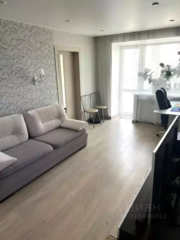 2-к кв. Омская область, Омск наб. Иртышская, 29 (44.9 м) - Фото 0