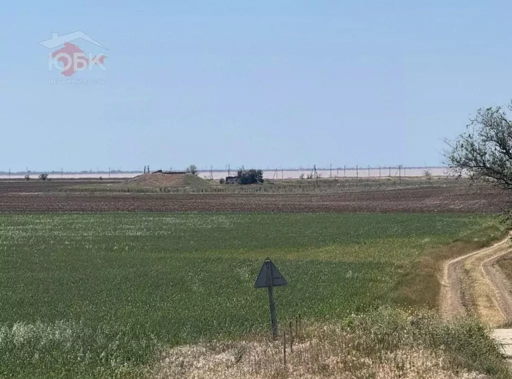 Участок в Крым, Сакский район, с. Лесновка  (69.99 сот.) - Фото 0