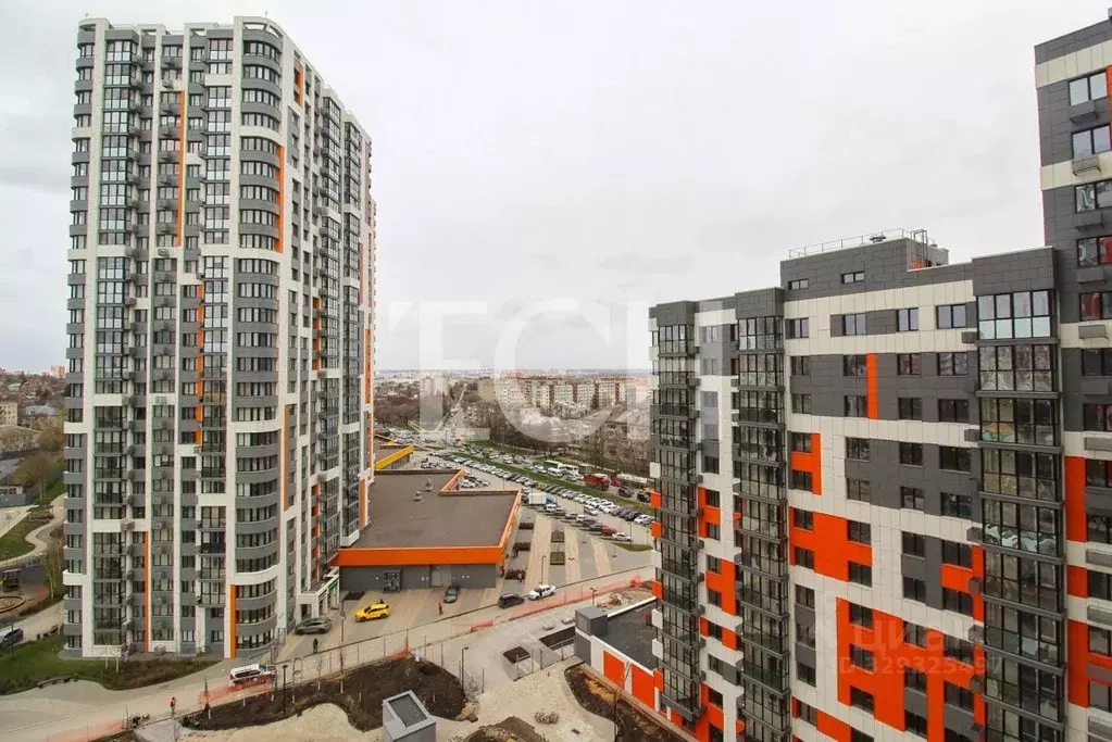 3-к кв. Тульская область, Тула Оборонная ул., 104 (98.01 м) - Фото 1