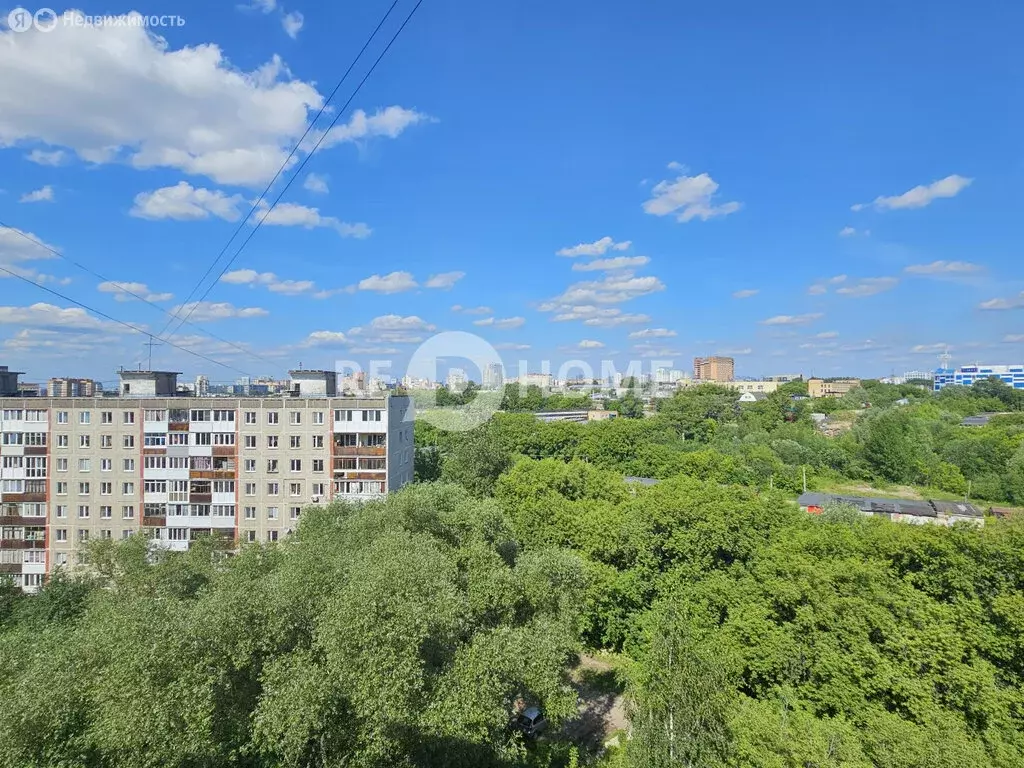 3-комнатная квартира: Пермь, улица Моторостроителей, 10 (60.3 м) - Фото 1