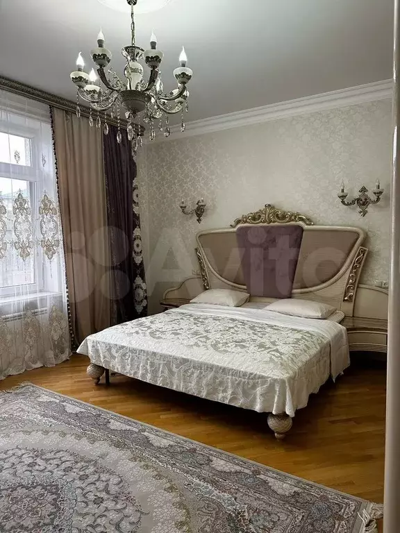 2-к. квартира, 81 м, 4/4 эт. - Фото 0