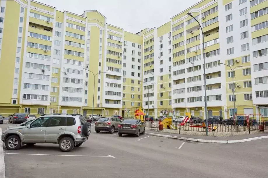 1-к. квартира, 39 м, 4/10 эт. - Фото 0