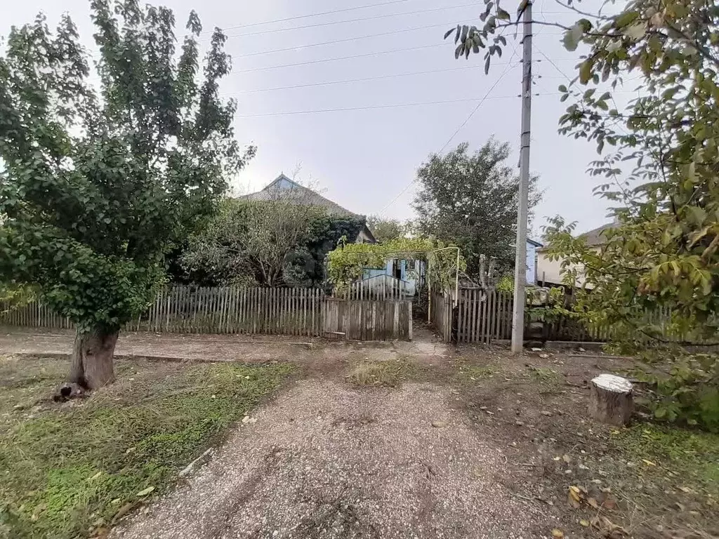 Дом в Крым, Сакский район, с. Крайнее ул. Октябрьская (82 м) - Фото 1