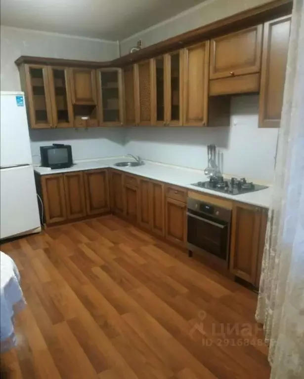 3-к кв. Калужская область, Калуга ул. Салтыкова-Щедрина, 23 (103.0 м) - Фото 0