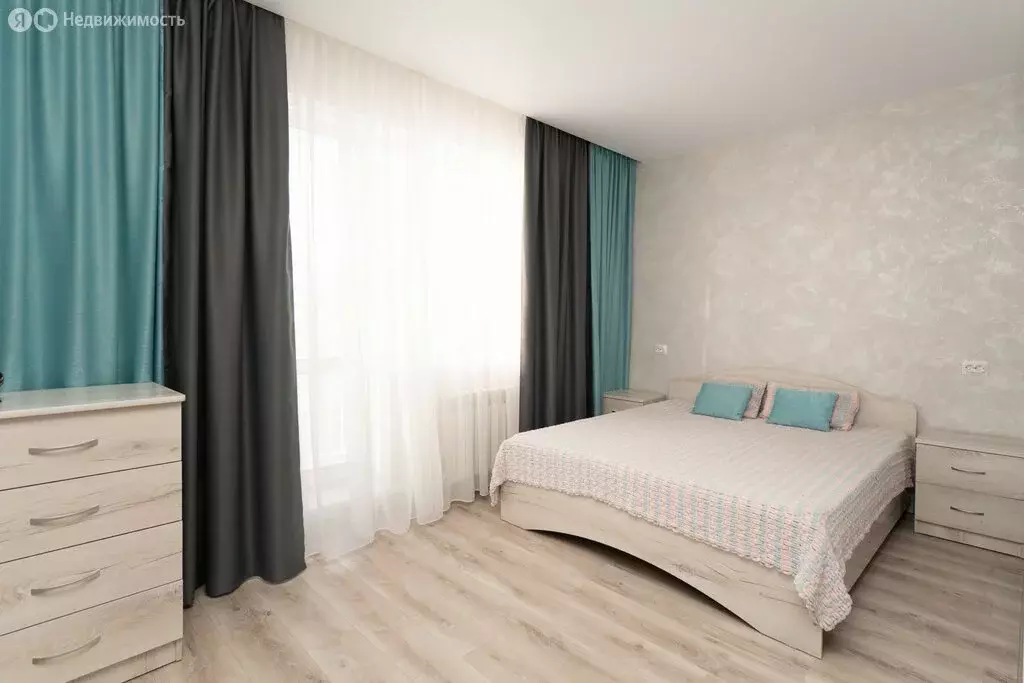 Квартира-студия: Новосибирск, улица Николая Сотникова, 16 (37.8 м) - Фото 1