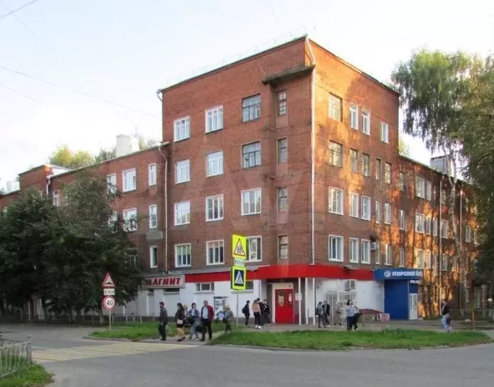 Комната 20,7 м в 4-к., 4/5 эт. - Фото 0