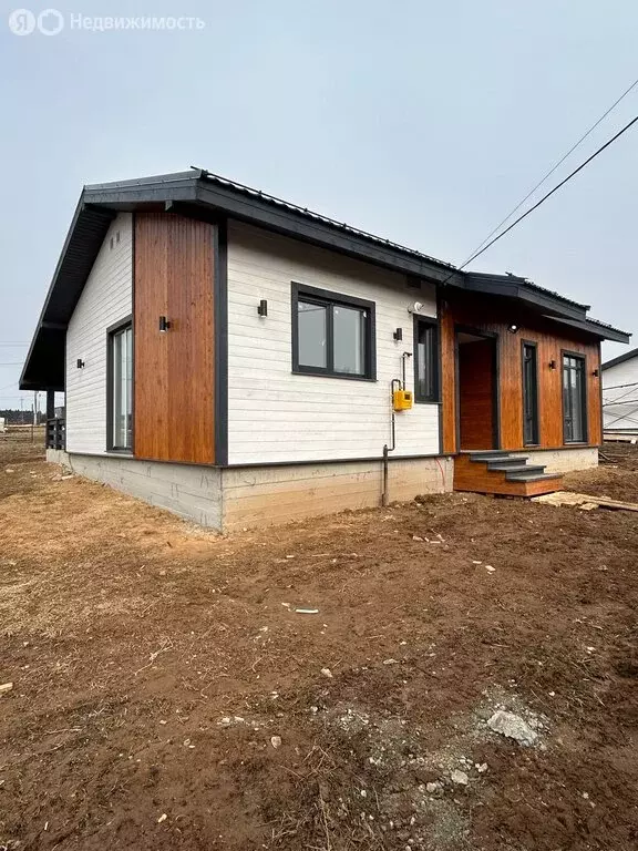 Дом в Жуковский район, сельское поселение Совхоз Победа, деревня ... - Фото 0