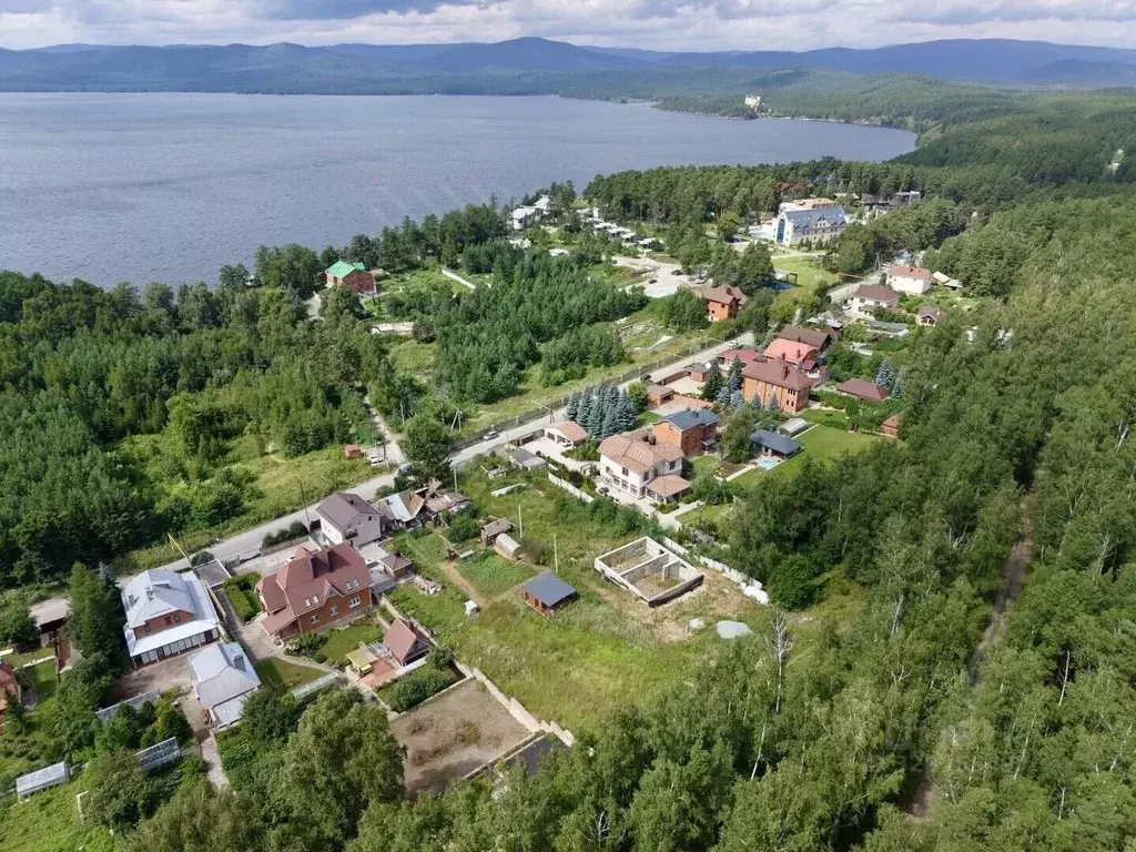 Участок в Челябинская область, Миасский городской округ, пос. Тургояк ... - Фото 1