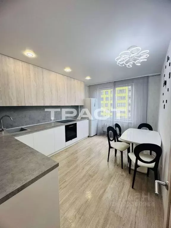 2-к кв. Воронежская область, Воронеж ул. Загоровского, 1 (60.9 м) - Фото 1