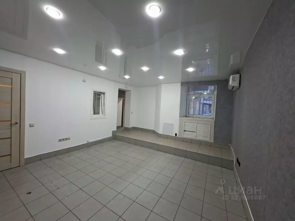 Помещение свободного назначения в Санкт-Петербург ул. Маяковского, 48 ... - Фото 1