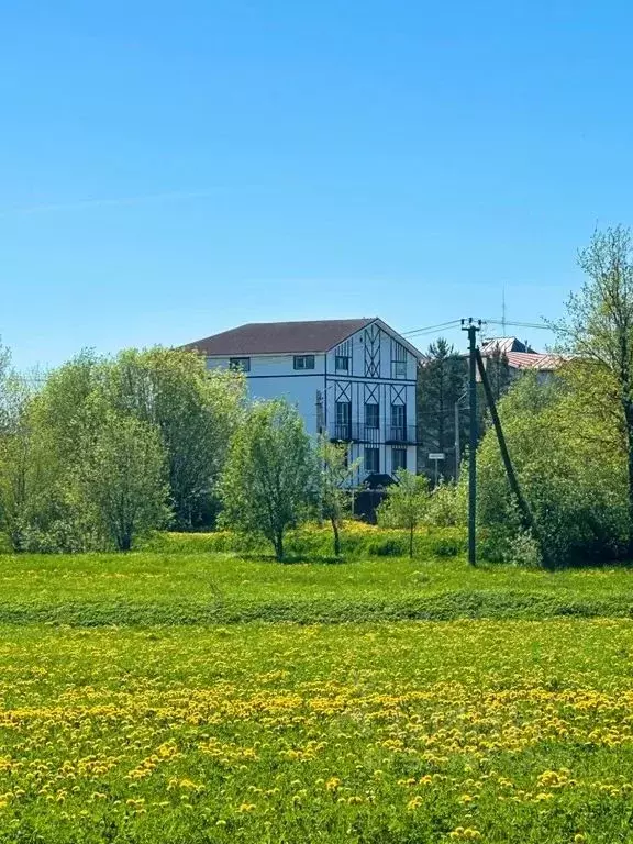 Дом в Ленинградская область, Ломоносовский район, Виллозское городское ... - Фото 1