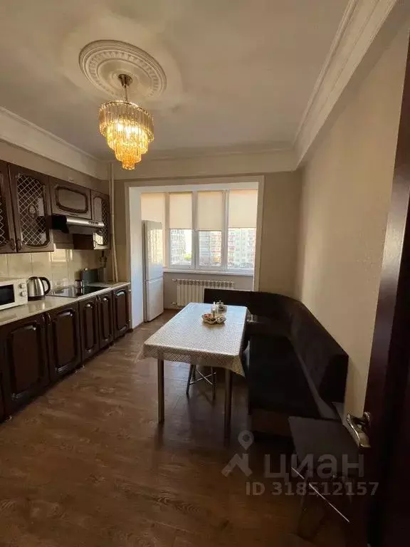2-к кв. Дагестан, Каспийск просп. Акулиничева, 15Б (58.0 м) - Фото 1