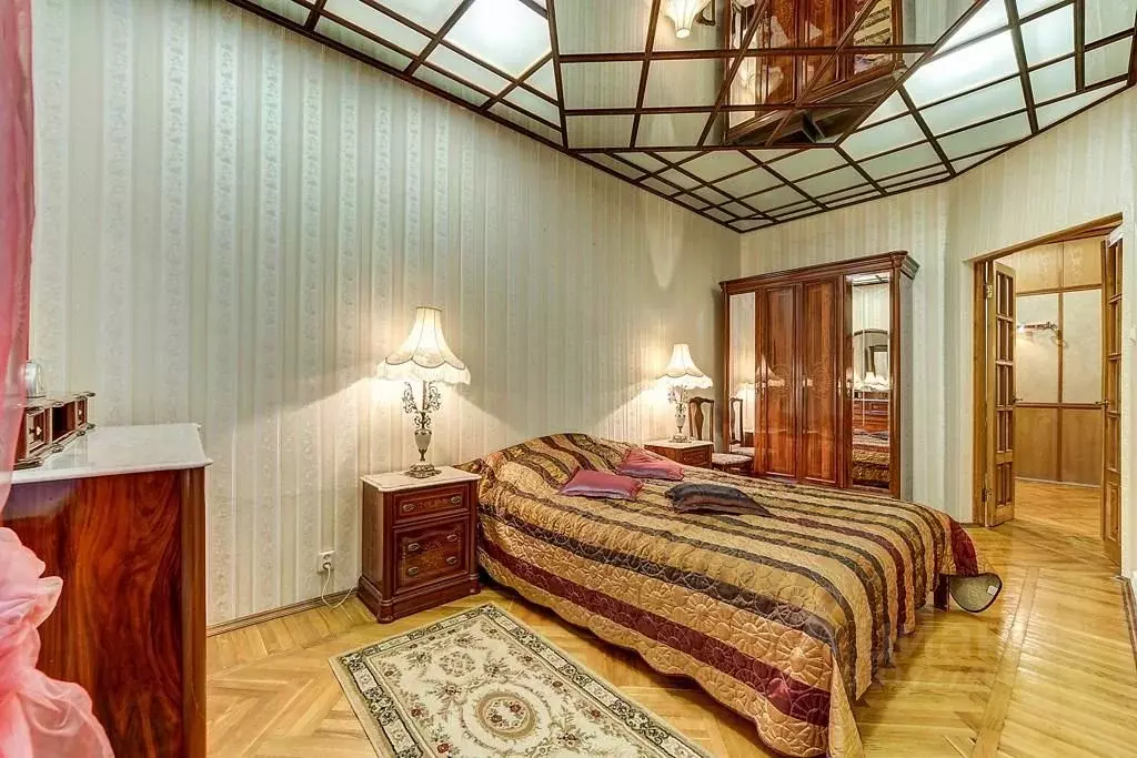 1-к кв. Санкт-Петербург наб. Реки Фонтанки, 46 (84.0 м) - Фото 0