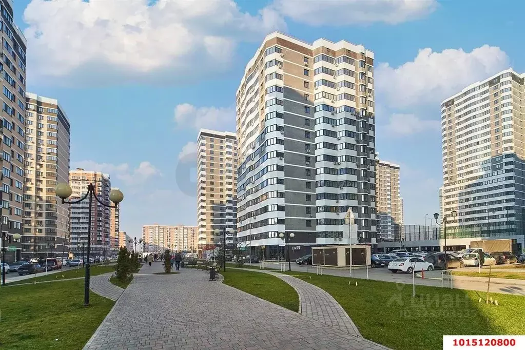 3-к кв. Краснодарский край, Краснодар бул. Адмиралтейский (80.8 м) - Фото 2