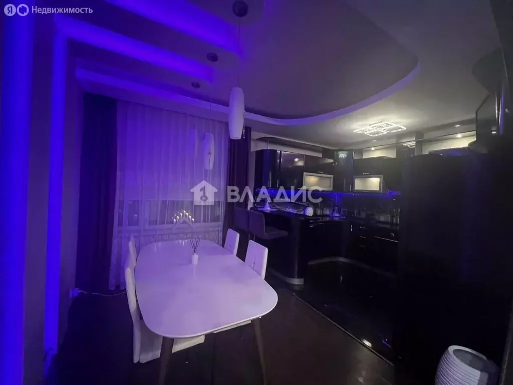 2-комнатная квартира: Санкт-Петербург, улица Композиторов, 12 (75.4 м) - Фото 1