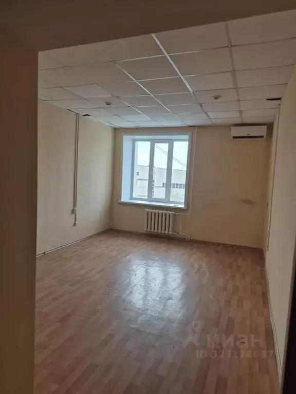 Помещение свободного назначения в Саха (Якутия), Якутск ул. Кирова, 28 ... - Фото 1