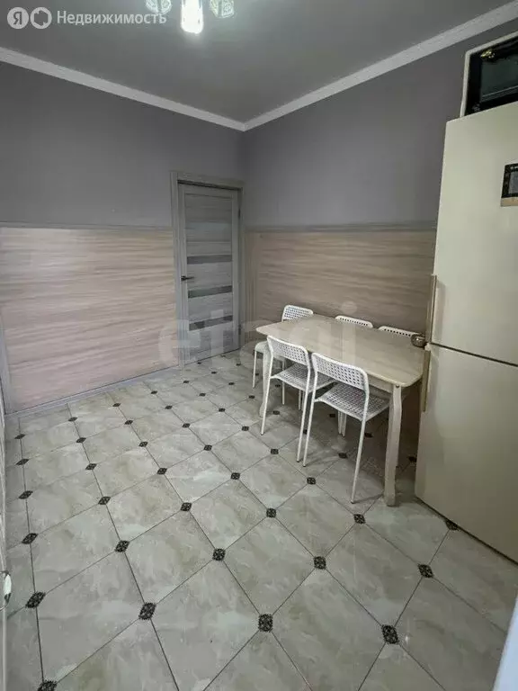 3-комнатная квартира: Нальчик, улица Ю.А. Гагарина, 18Г (83 м) - Фото 2