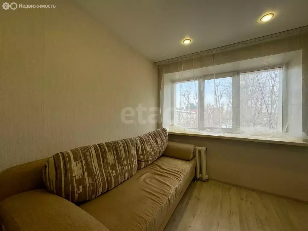 Квартира-студия: Тюмень, микрорайон Тарманы, улица Малышева, 35 (14 м) - Фото 1