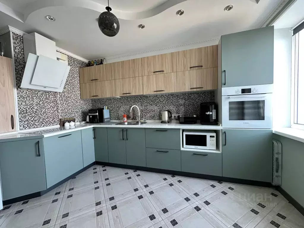 3-к кв. Хабаровский край, Хабаровск ул. А.А. Вахова, 8А (69.9 м) - Фото 1