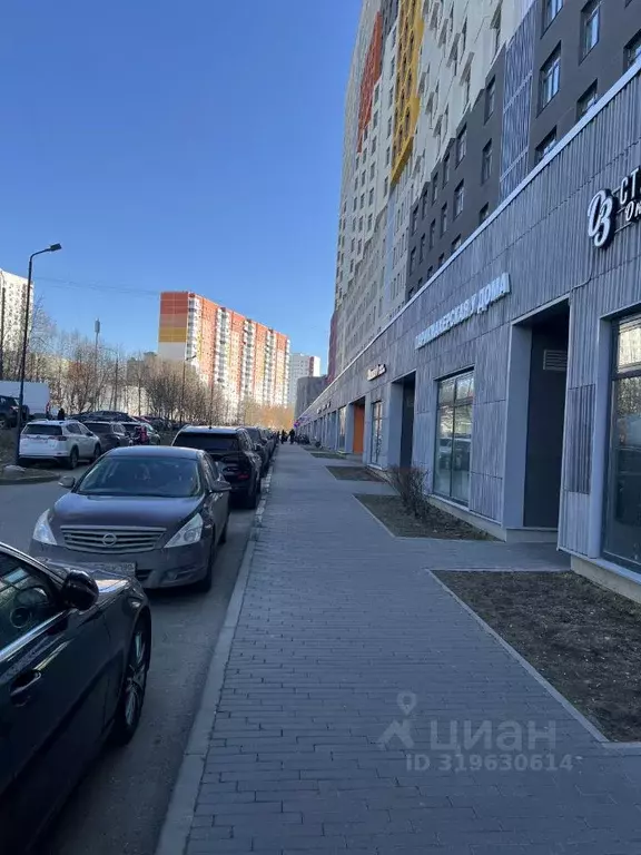 Помещение свободного назначения в Москва ул. Маршала Захарова, 3 (80 ... - Фото 1