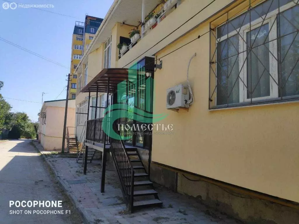 2-комнатная квартира: Феодосия, Симферопольское шоссе, 24Е (73.9 м) - Фото 1