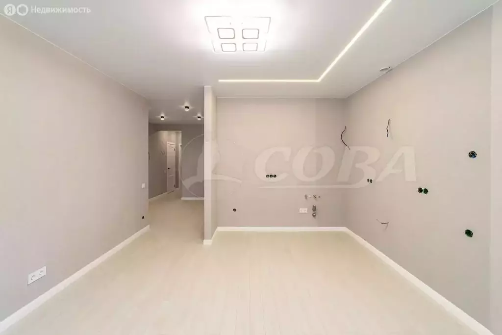 2-комнатная квартира: Тюмень, улица Республики, 204к11 (70 м) - Фото 1