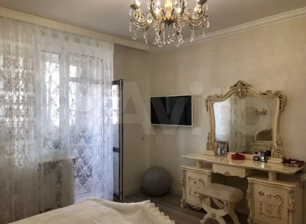 3-к. квартира, 111 м, 7/18 эт. - Фото 1