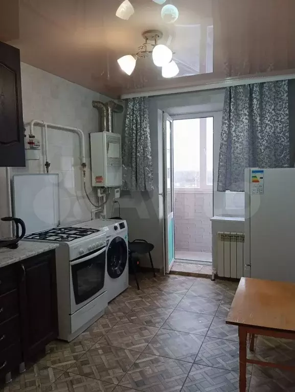 1-к. квартира, 30 м, 4/5 эт. - Фото 0