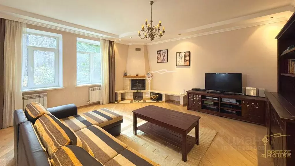 Дом в Крым, Ялта муниципальный округ, пос. Горное 19 (240 м) - Фото 2