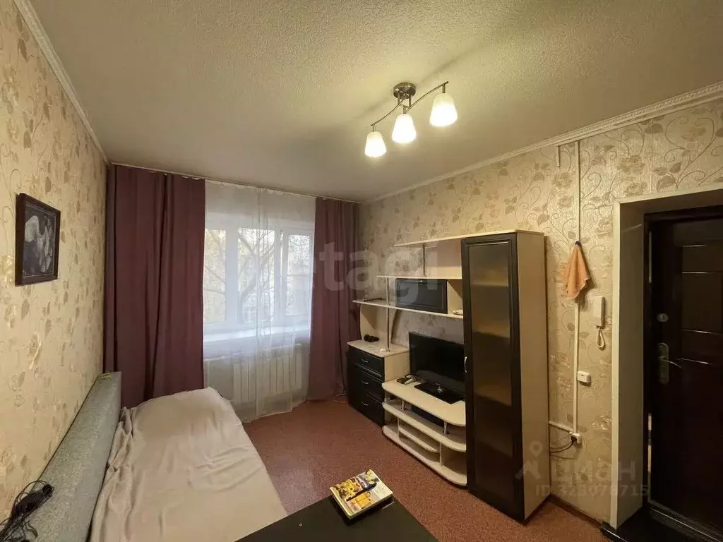 Комната Калужская область, Калуга ул. Большевиков, 1 (13.5 м) - Фото 1