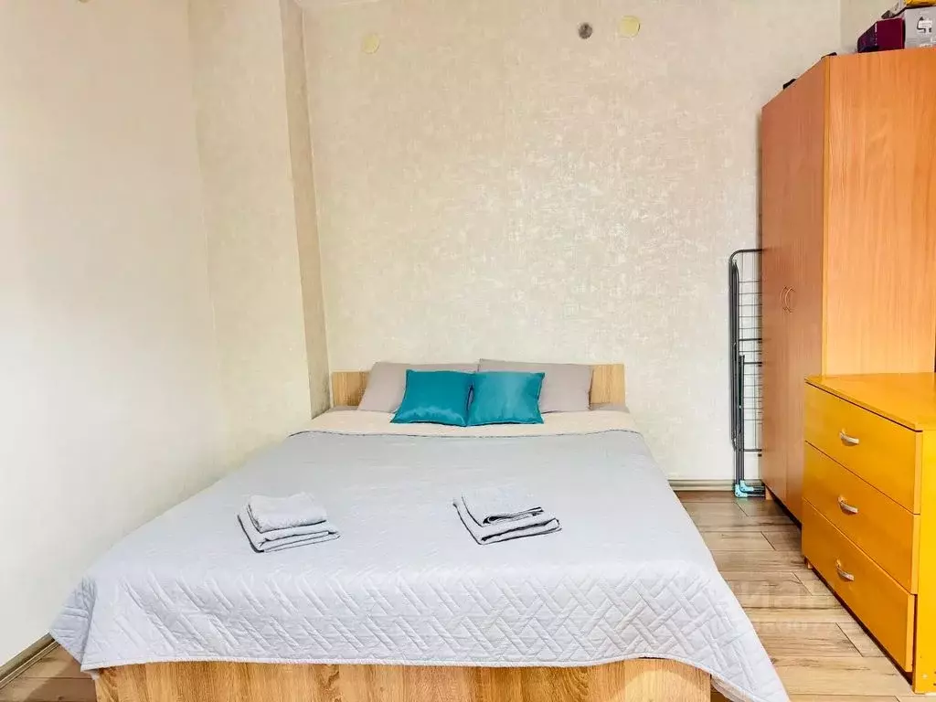 1-к кв. Саха (Якутия), Якутск ул. Петровского, 8/1 (44.0 м) - Фото 1