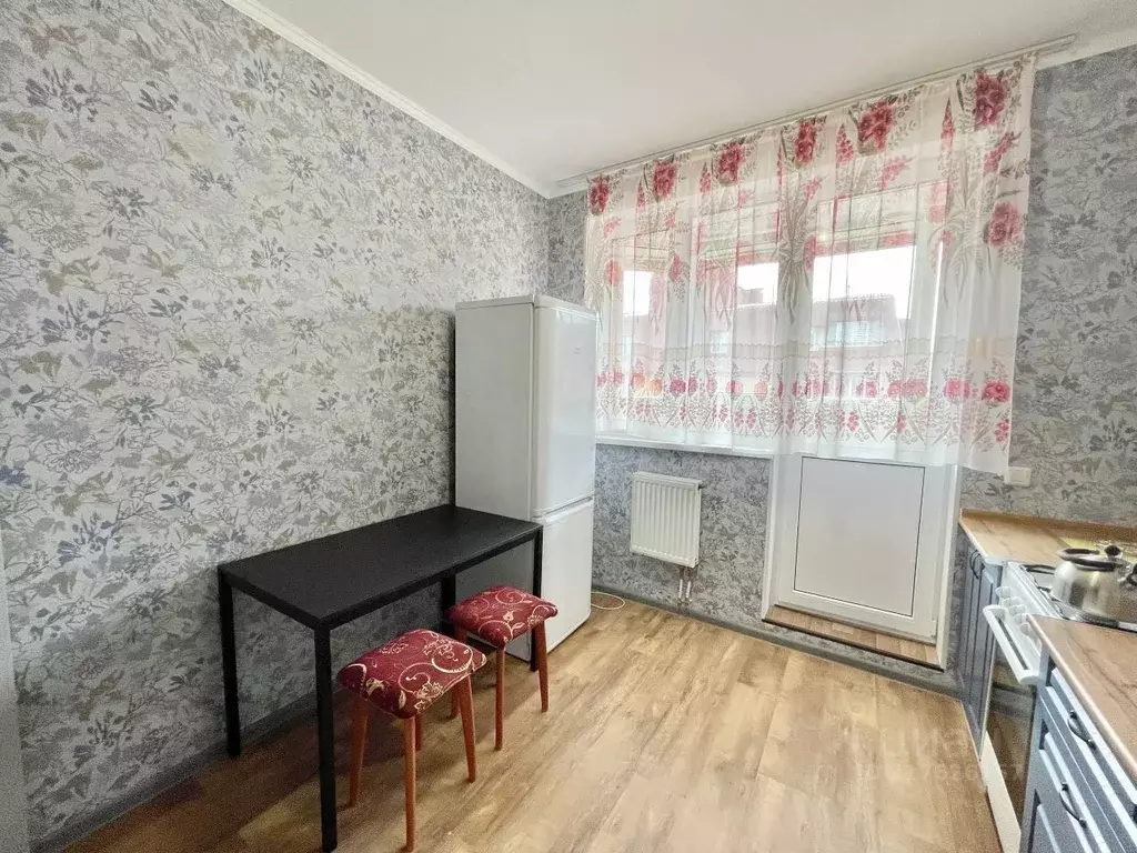 2-к кв. Ленинградская область, Кириши ул. Энергетиков, 42 (61.7 м) - Фото 1